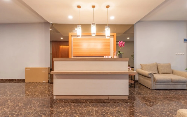 Sans Vibes Surapati Konforta Hotel – Lobby – Bandung