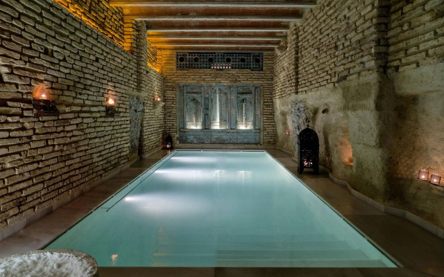 Aire Hotel & Ancient Baths