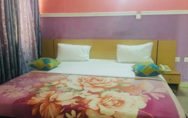 Sylva Link Hotel