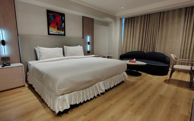 Mh1 Resort