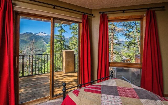 Cedar Lower Luxury Vacation At Windcliff 2 Bedroom Home by RedAwning