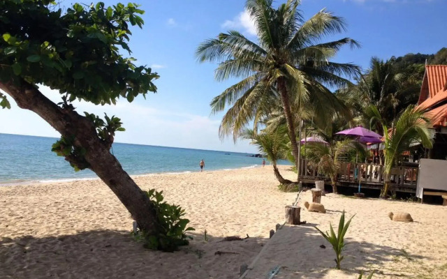 White Sand Beach Resort