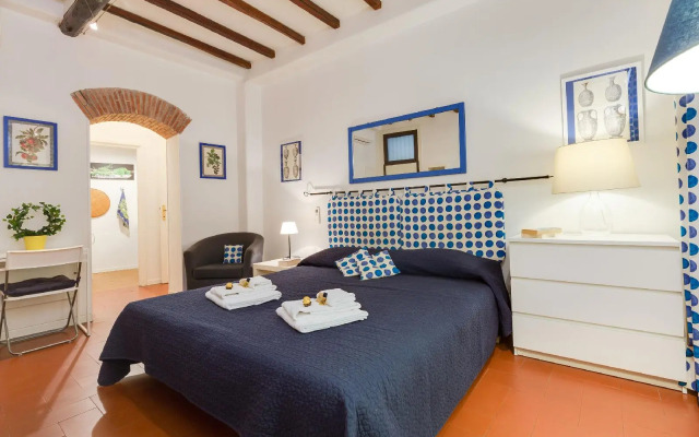 Piazza dei Satiri Apartments