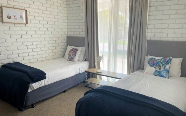 Mulwala Resort