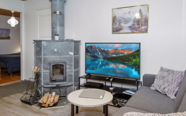 Alppitalo punatähti 7 apt 2
