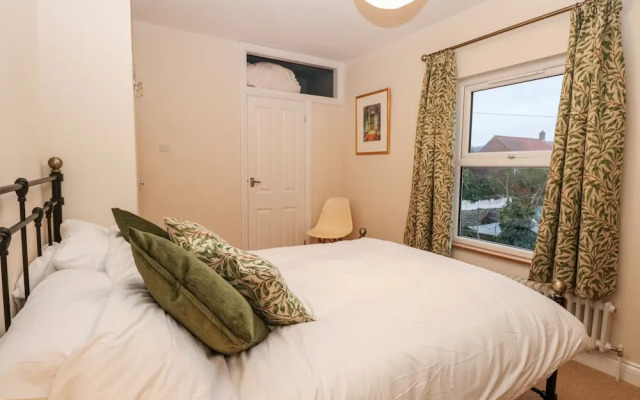 6 Melinda Cottage