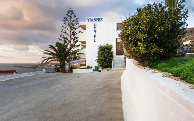 Yiannis Ηotel