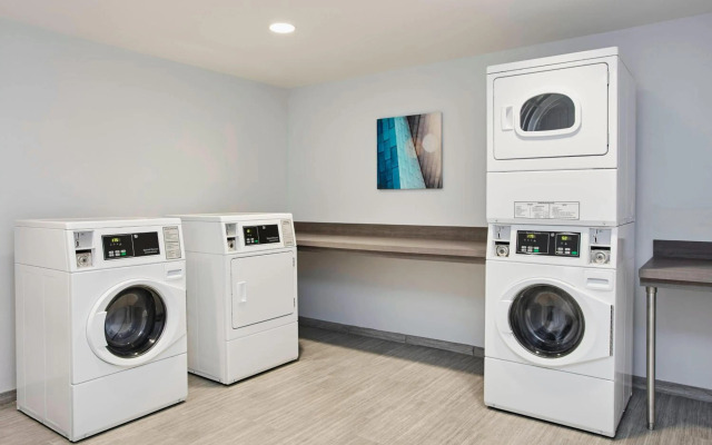 SpringHill Suites by Marriott Milwaukee Downtown