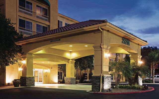 La Quinta Inn & Suites by Wyndham Santa Clarita - Valencia