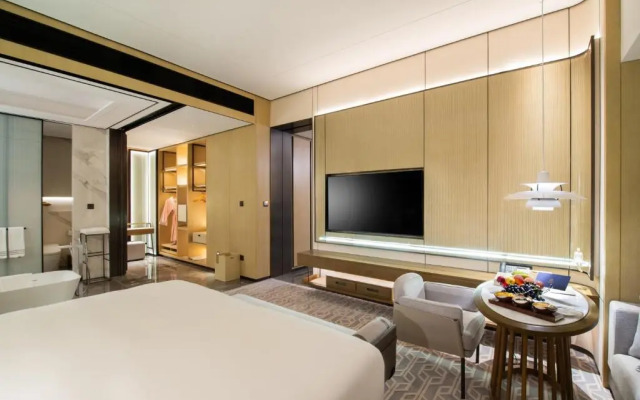 Narcissus The Royal Hotel