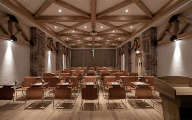 Atour S Hotel Pudong Airport Jiangzhen