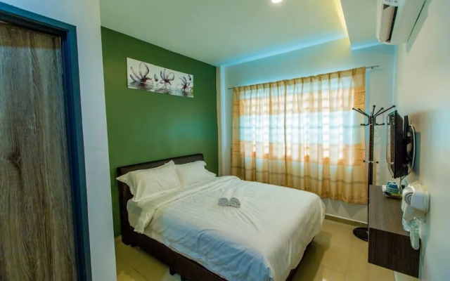 U Plus Budget Hotel
