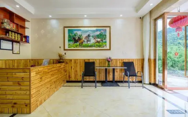 Linxi Xiaozhu Hostel