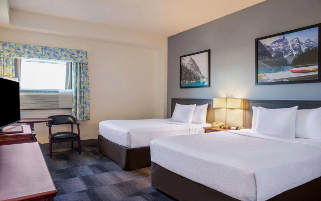 Days Inn & Conference Centre by Wyndham Camrose Norsemen