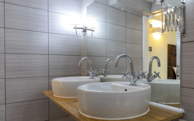 Отель Shepherds Bush London