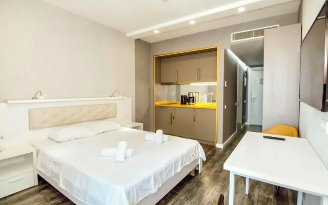 Alliance Palace Aparthotel