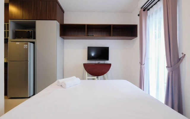 High Floor and Minimalist Studio at Ciputra World 2 Apartment – Guest Rooms – Jakarta