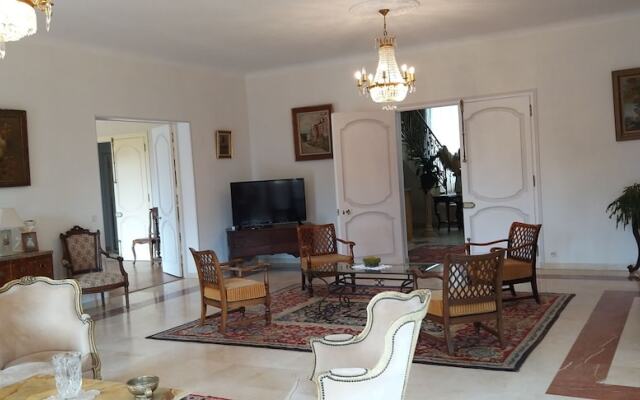 Château de Rouffiac Chambres d'hôtes Vignoble de Cahors