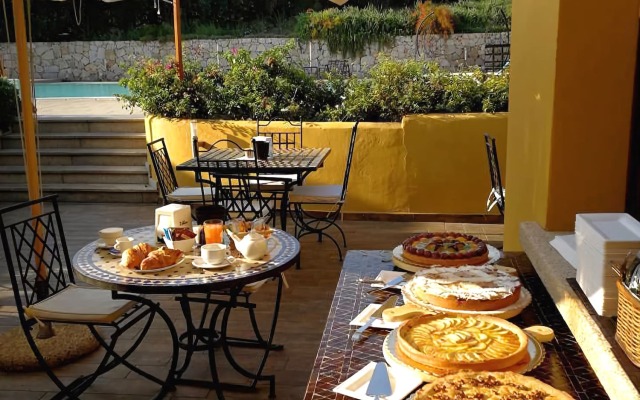 Punta Falcone Resort