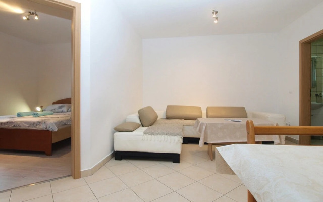 Apartment 1774