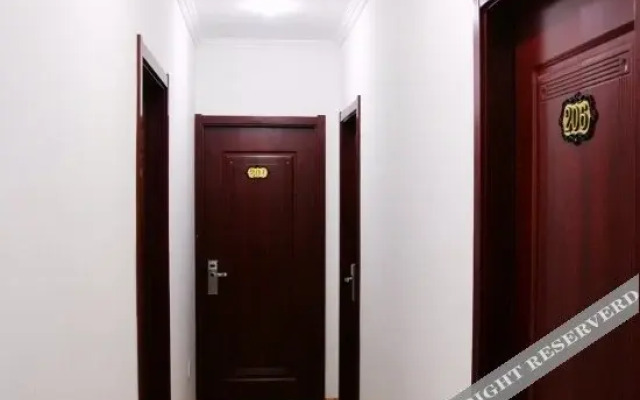 Qiancheng Xiaobo Business Hotel