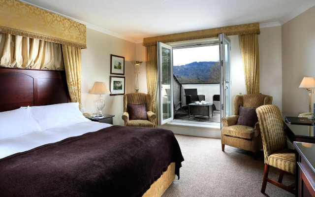 Macdonald Old England Hotel & Spa