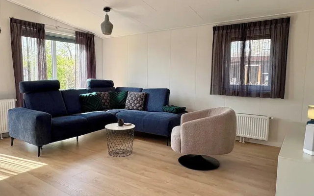 Chalet Near Sint Maartenszee Beach