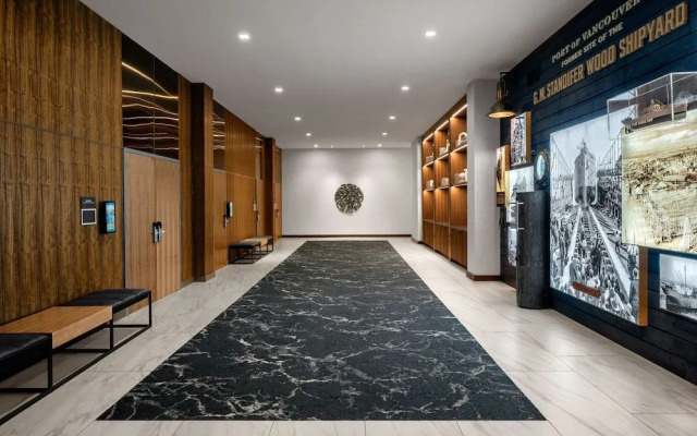 AC Hotel by Marriott Vancouver Waterfront