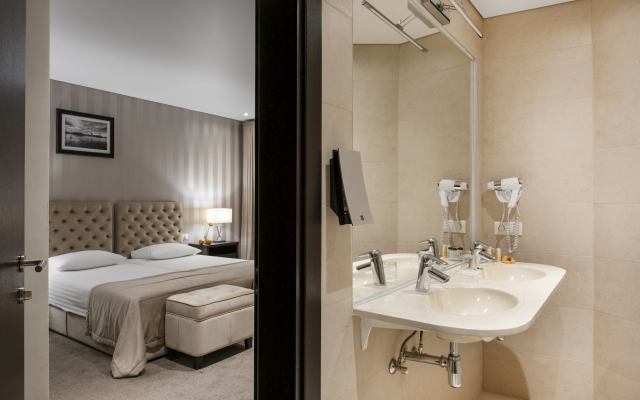 Amberton Cathedral Square Hotel Vilnius