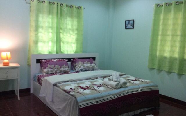 Chaleena Homestay