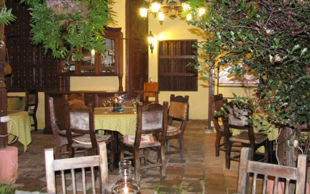 Hostal Restaurante Guaracu