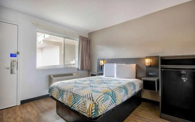 Studio 6 Albuquerque Nm Midtown