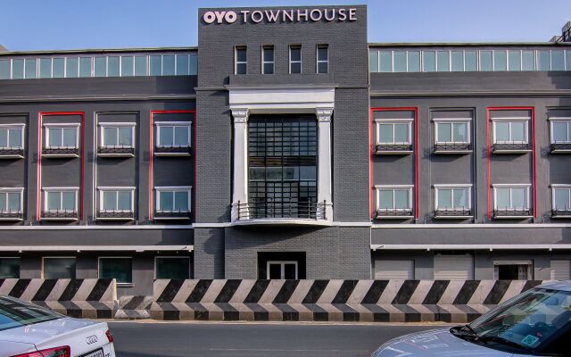 OYO Townhouse 037 Central