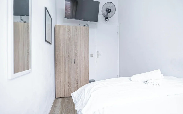 Cozy Room Shared Apt Millennium Tower