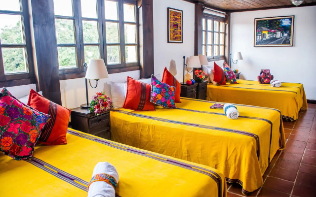 Las Camelias Inn
