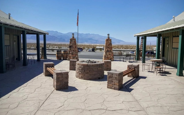 Stovepipe Wells Village Hotel - Inside The Park
