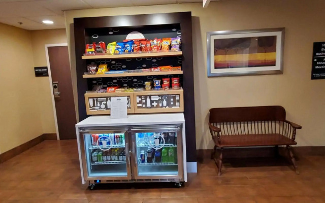Hampton Inn Hillsville