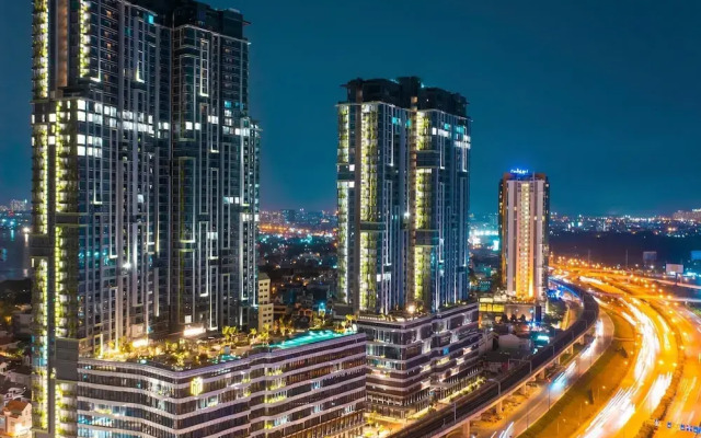 Lumiere Riverside by Aura Luxury