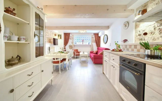 Tranquil Getaway Polje Villa With Pool