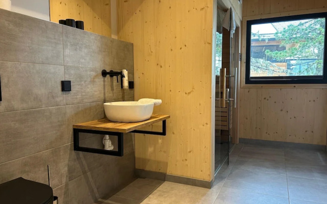 Nice Chalet With Sauna