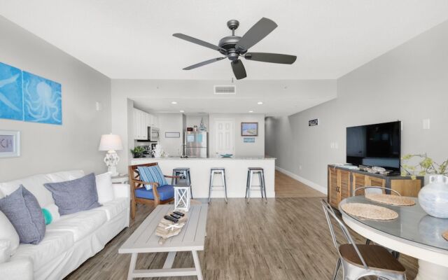 Majestic Beach Towers 1-1006