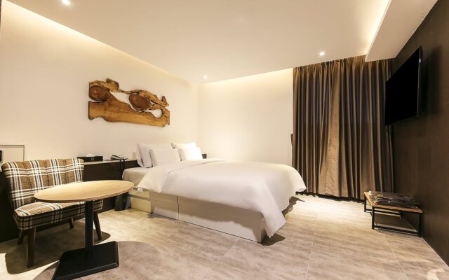 Centralperson Pyeongtaek Hotel