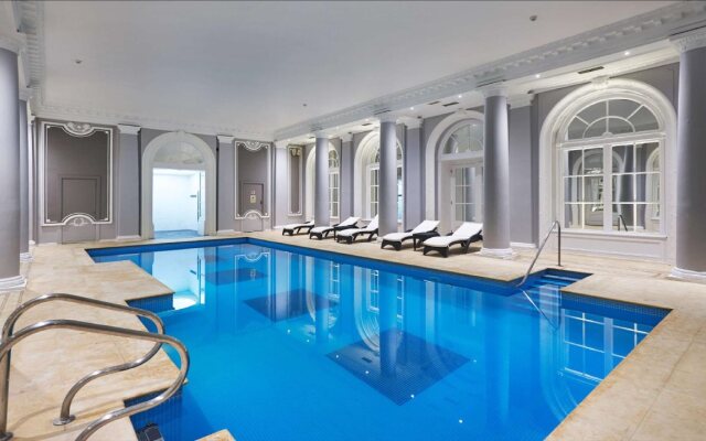 The Waldorf Hilton, London