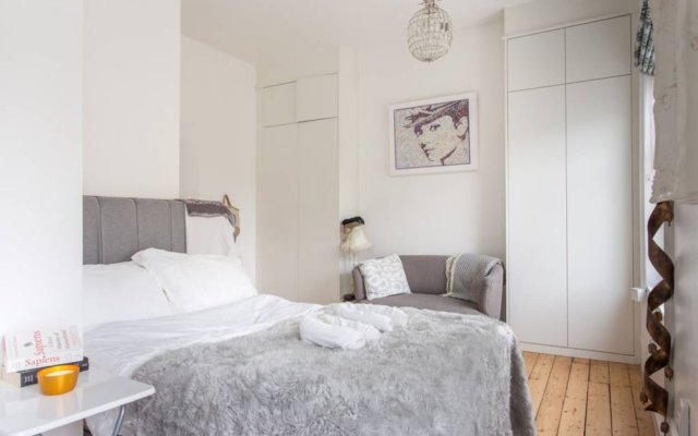 1 Bedroom Flat In Canonbury Islington
