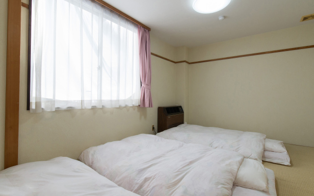 OYO Business Hotel Kyugetsu Tsukumi