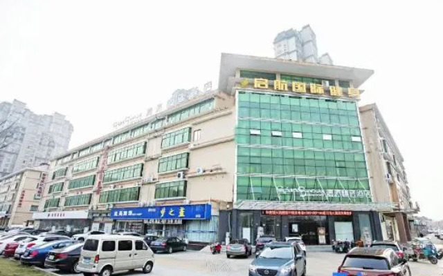 Qingmu Select Hotel (Liyang Aoti Avenue, Wuyue Plaza)