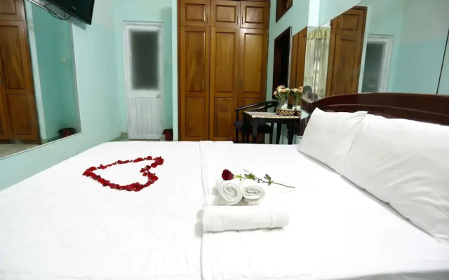 OYO 1140 Hong Luc Hotel