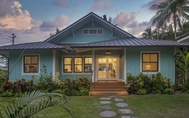 Gorgeous Renovated 1937 Plantation Style Beach House 50 Steps To The Center Of The Beach 5 Bedroom Home by RedAwning