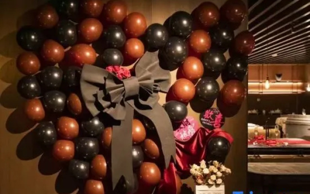 International  Hotel.LuoYang