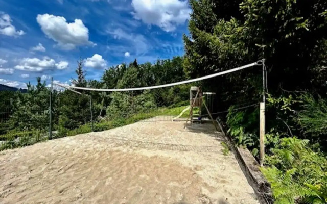 Luxury Villa in Stavelot with Hot Tub